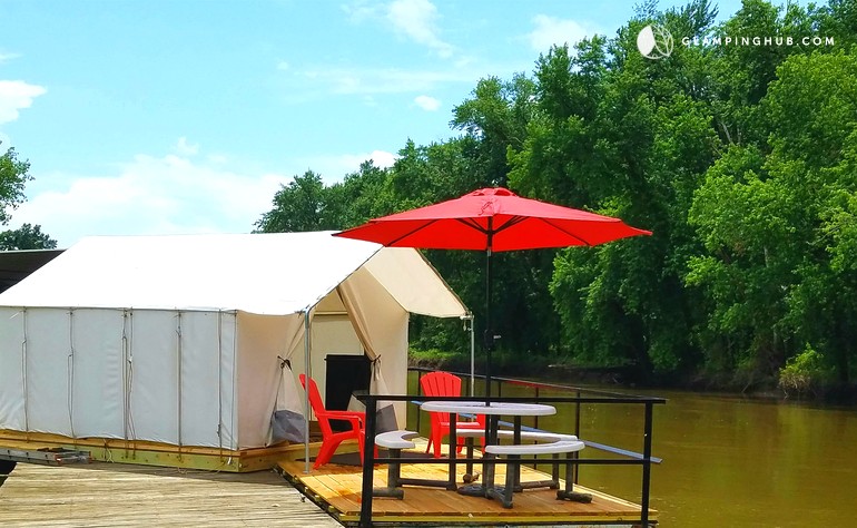 Floating Safari Tent Bed and Breakfast in Missouri