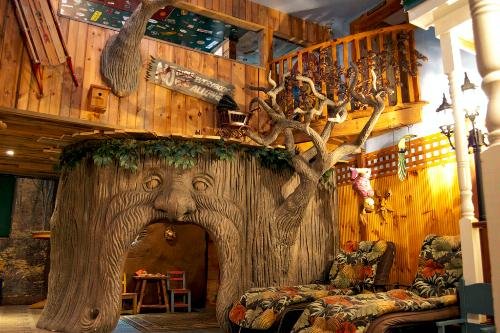 Adventure Suites Bed and Breakfast in New Hampshire