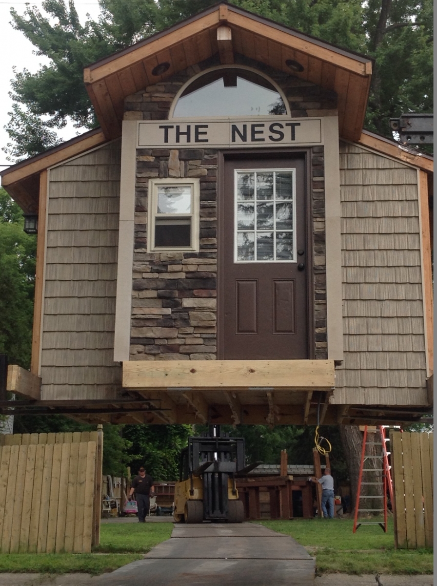 a family friendly treehouse in Indiana